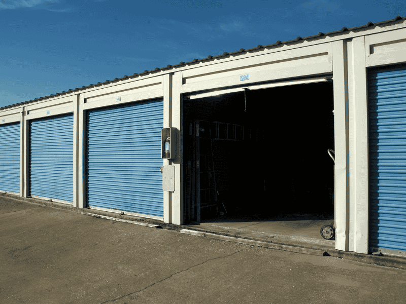 storage unit clean out suwanee ga