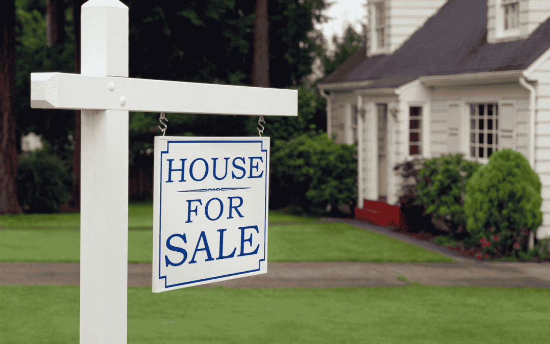 How a Professional House Clean Out Can Prepare Your Home for Sale or Rent