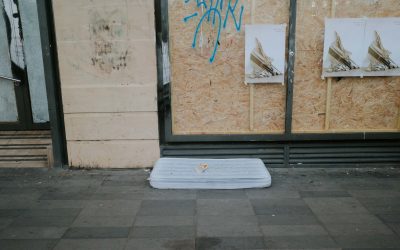 Can I Put a Mattress on the Curb in Doraville, GA?
