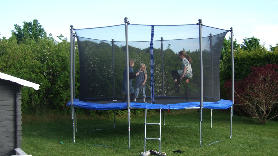 Trampoline